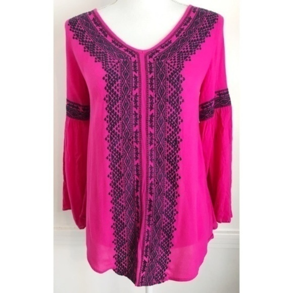 Altar’d State •Bright Pink/Navy Embroidered Blouse - Picture 1 of 4